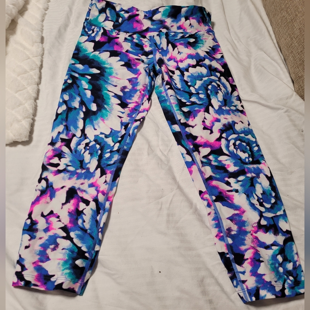 ☀️Calvin Klein cropped leggings - small